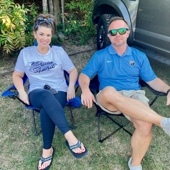 Meet your Posher, Julie - Picture 2 of 4